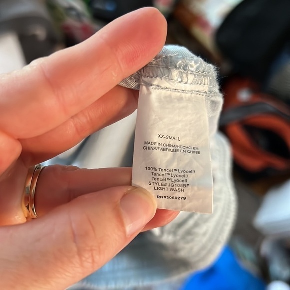 Thread and Supply Lightweight Tencel Chambray Joggers XXS - Picture 11 of 11